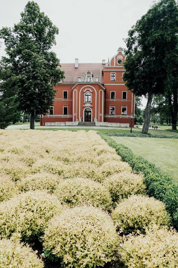 Hotel Palac Krotoszyce Basen&Spa Экстерьер фото