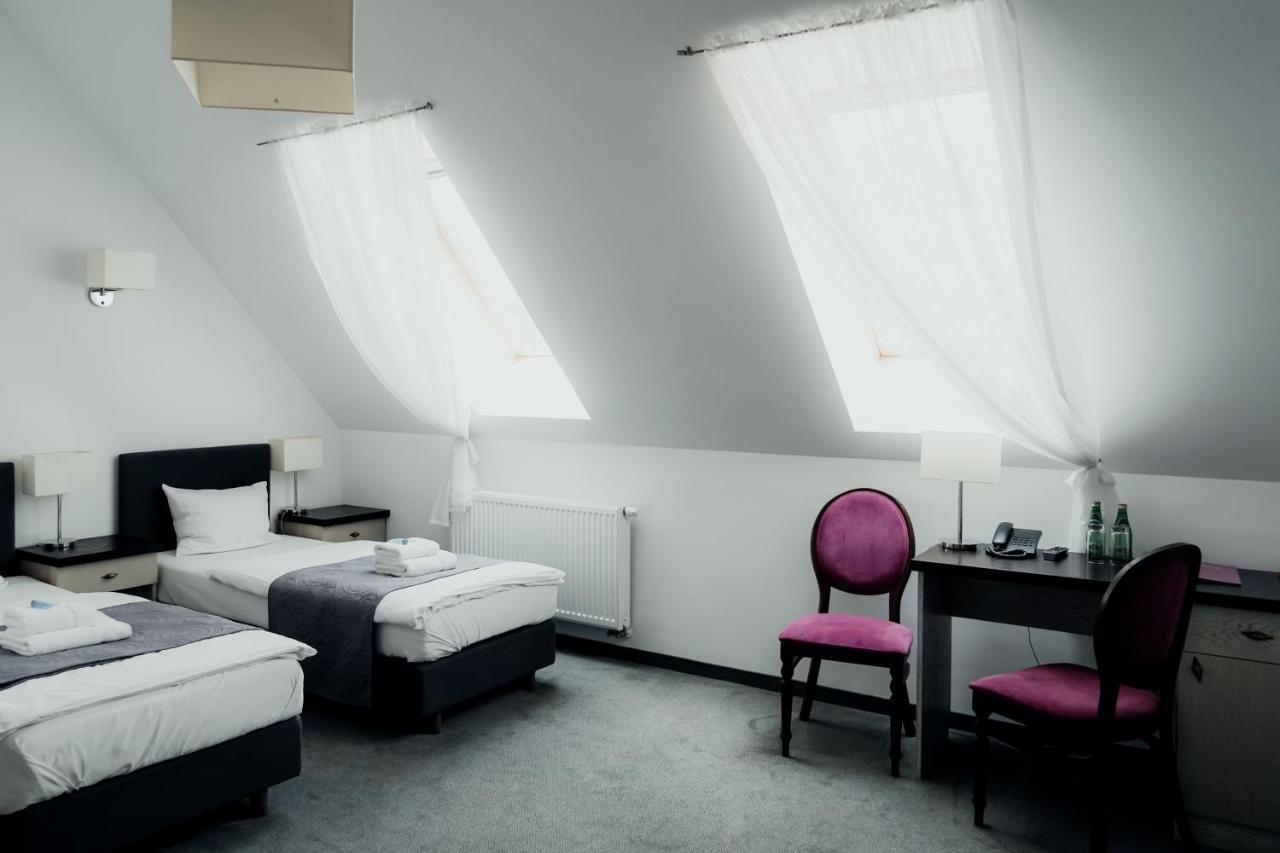 Hotel Palac Krotoszyce Basen&Spa Экстерьер фото